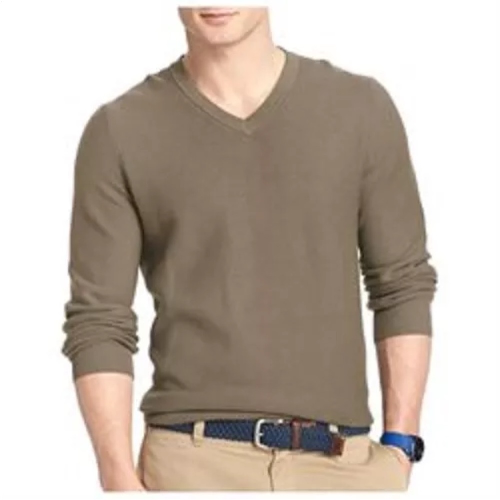 Men’s Izod v-neck sweater size medium